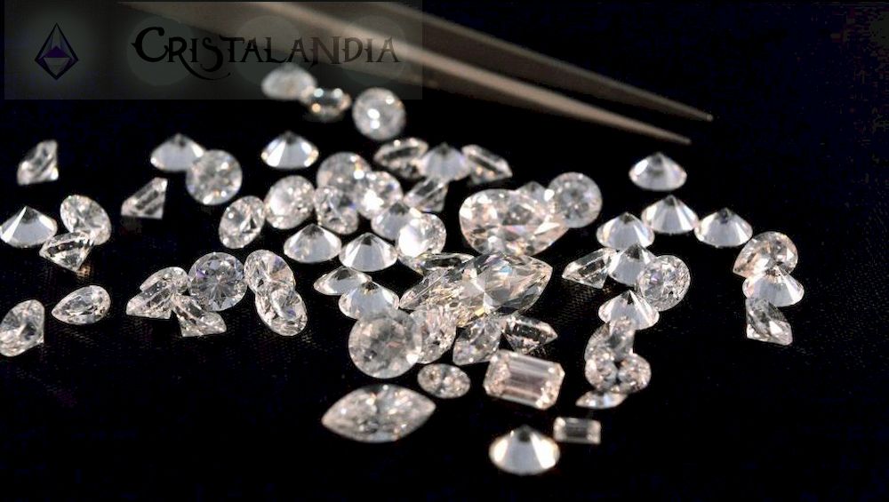 Diamantes en diferentes tipos y tamaños